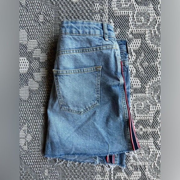 Zara basic denim skirt - Picture 3 of 4